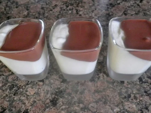 Rezept: Weiße Schokoladen - Mousse ... Bild Nr. 18 Weiße Schokoladen - Mousse ... - Rezept - Bild Nr. 18