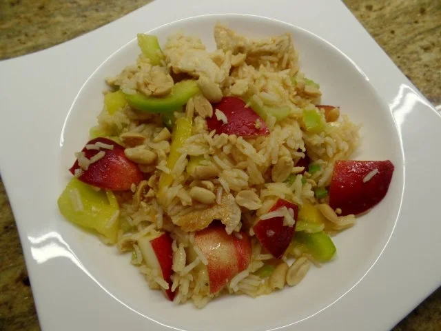 Fruchtige Reis-Hähnchen-Gemüsepfanne - Rezept