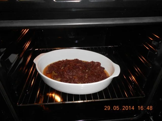 Schweinenackensteaks mit süssen Rotweinzwiebeln - Rezept