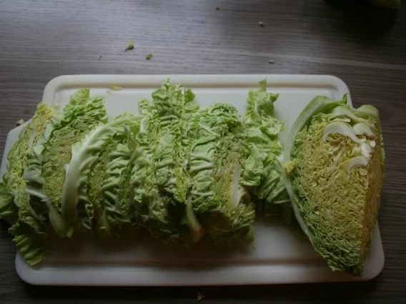 Maiwirsing z.B. mit Kartoffelstampf und Bratwurst - Rezept - Bild Nr. 6