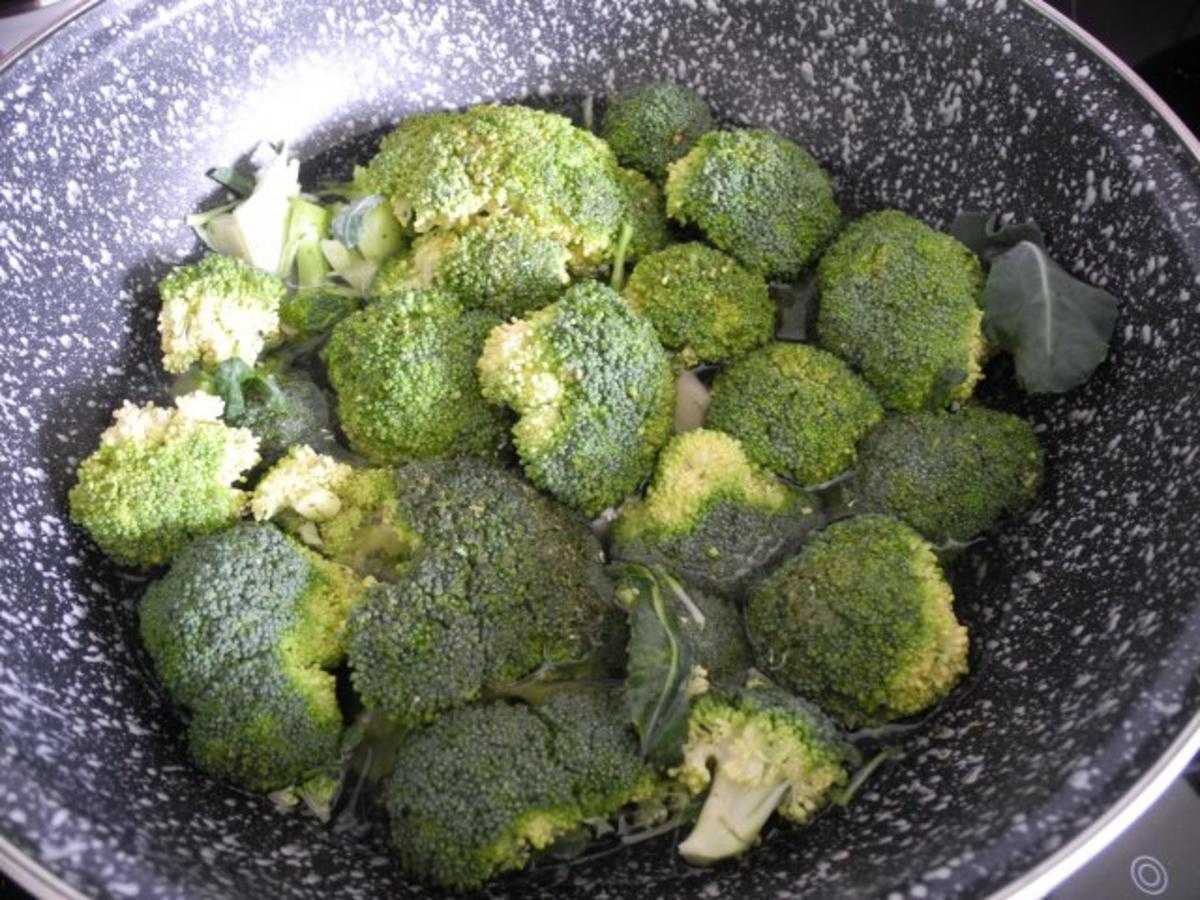 Vegan : Gebutterten Broccoli - Rezept - Bild Nr. 2