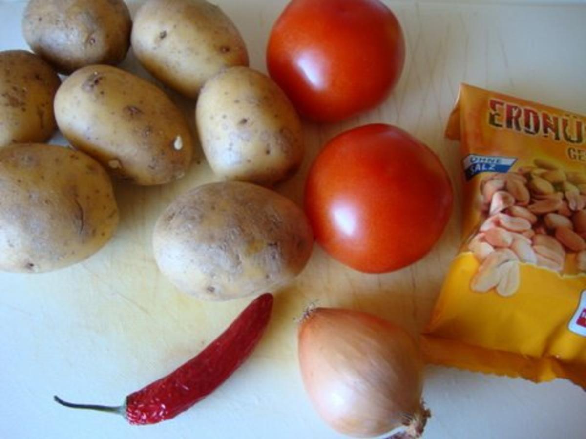 Kartoffel-Erdnusssüppchen mit fritierter Kochbanane - Rezept - Bild Nr. 3