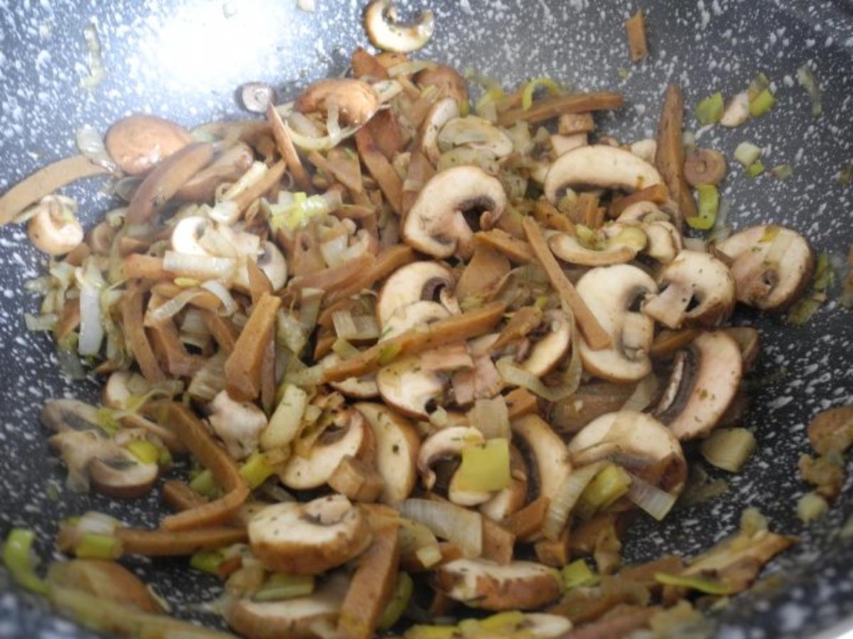 Vegan : Seitan - Champignons - Pfanne mit Kokossahne - Rezept - Bild Nr. 9