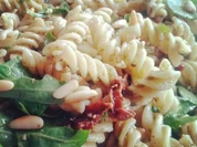 Pesto-Nudelsalat - Rezept