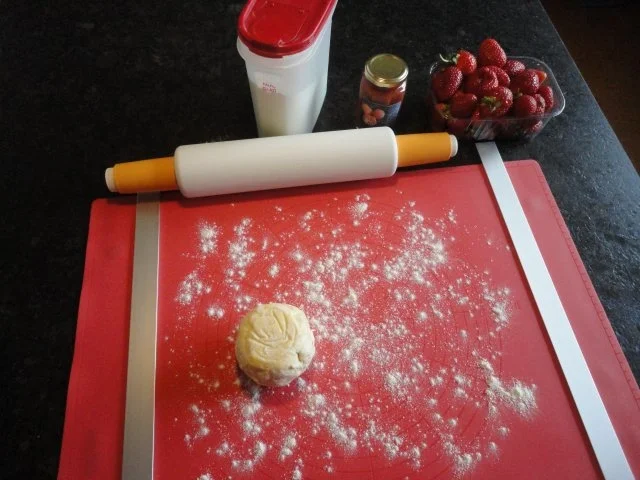 Polsterzipfel mit Erdbeer Fülle - Rezept - Bild Nr. 4