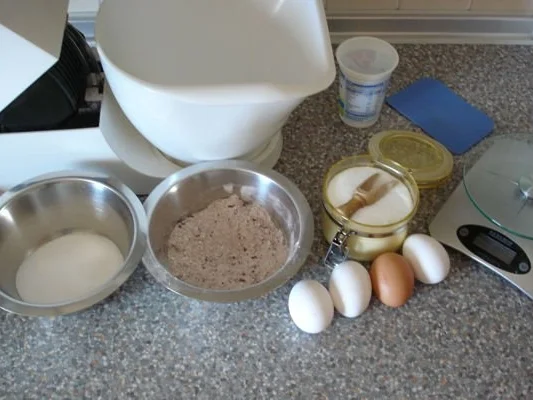 Geburtstags-Torte für meine Freundin Iris - Rezept - Bild Nr. 2