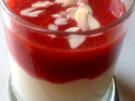 Yoghurt mit Erdbeersoße - Rezept