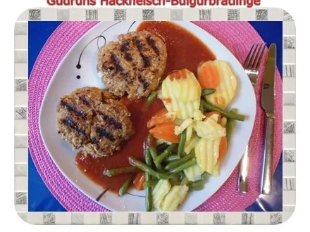 Rezept: Hackfleisch: Bulgur-Hackfleisch-Bratlinge mit gedämpften Gemüse Bild Nr. 20 Hackfleisch: Bulgur-Hackfleisch-Bratlinge mit gedämpften Gemüse - Rezept - Bild Nr. 20