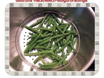 Rezept: Hackfleisch: Bulgur-Hackfleisch-Bratlinge mit gedämpften Gemüse Bild Nr. 9 Hackfleisch: Bulgur-Hackfleisch-Bratlinge mit gedämpften Gemüse - Rezept - Bild Nr. 9