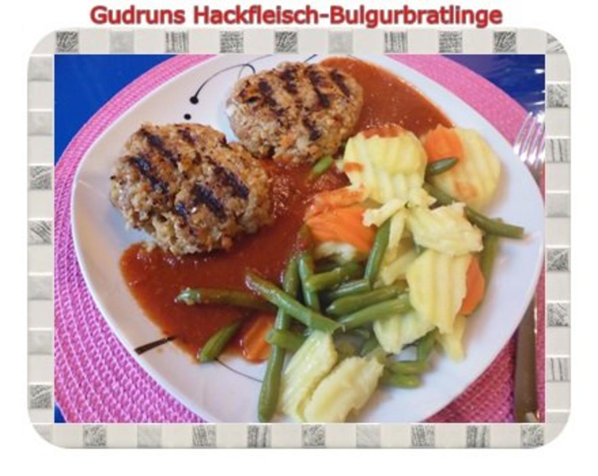 Hackfleisch: Bulgur-Hackfleisch-Bratlinge mit gedämpften Gemüse - Rezept