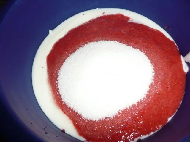 Erdbeertorte Sommerleicht ! - Rezept - Bild Nr. 5