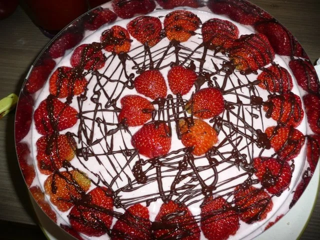 Erdbeertorte Sommerleicht ! - Rezept