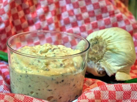 Mediterraner Joghurt-Brotaufstrich - Rezept - Bild Nr. 6