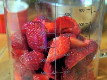 Rezept: Erdbeer-Eierlikör-Dessert Bild Nr. 3 Erdbeer-Eierlikör-Dessert - Rezept - Bild Nr. 3