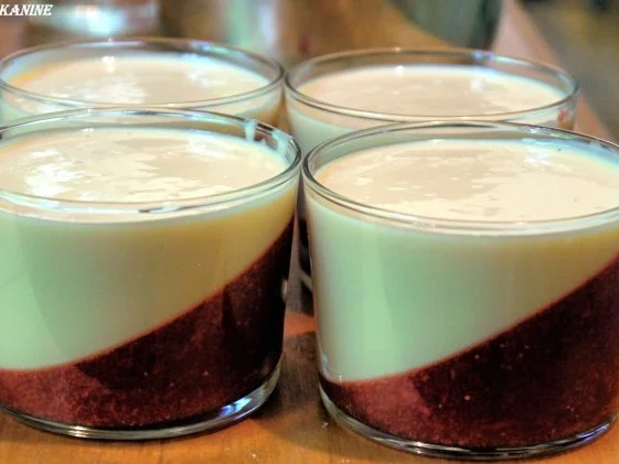 Rezept: Erdbeer-Eierlikör-Dessert Bild Nr. 10 Erdbeer-Eierlikör-Dessert - Rezept - Bild Nr. 10