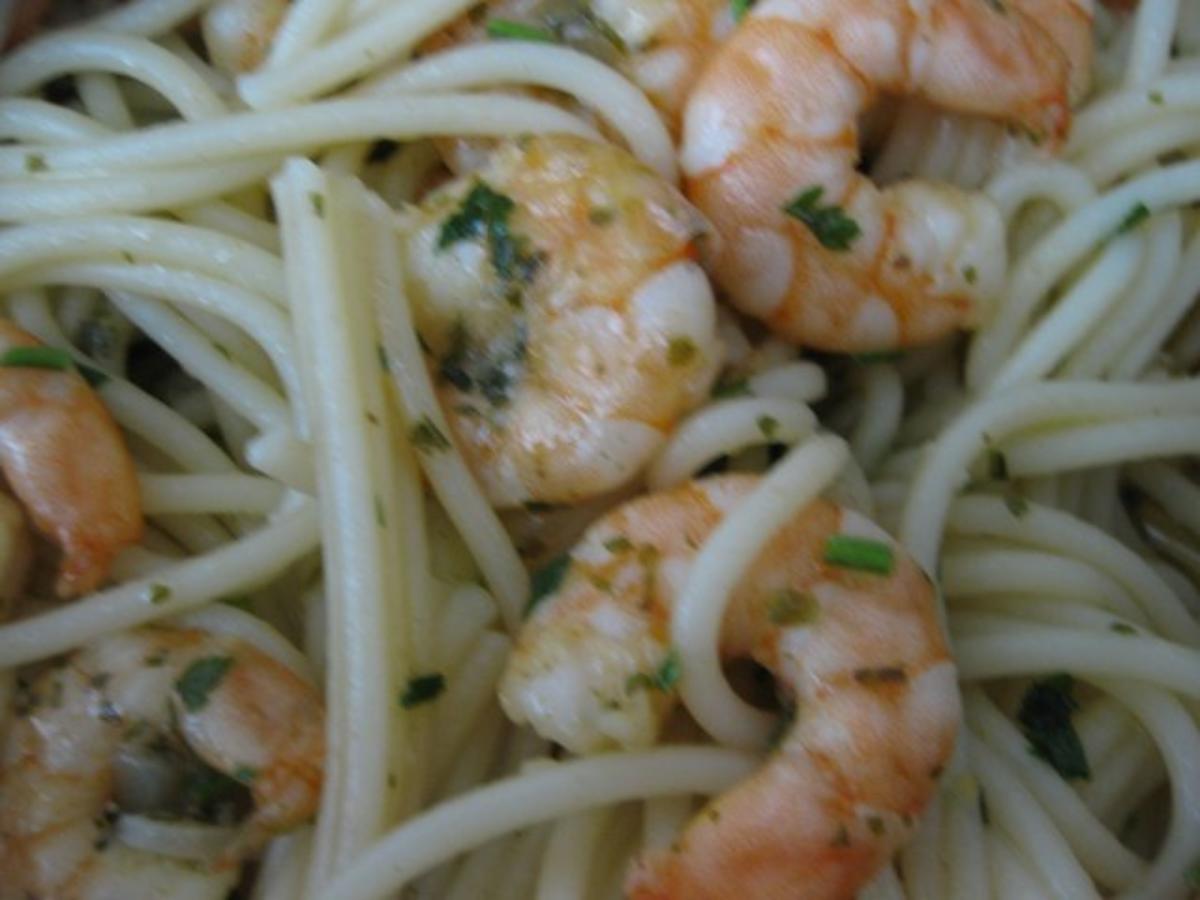 Scharfe Spaghetti mit Garnelen - Rezept - Bild Nr. 2