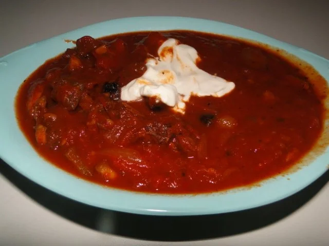 Gulaschsuppe auf Jörgs Art, schon mal gekocht für morgen nach dem Kegelabend, scharf - Rezept