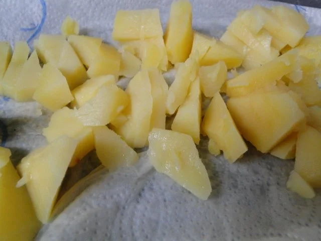 Gulaschsuppe auf Jörgs Art, schon mal gekocht für morgen nach dem Kegelabend, scharf - Rezept - Bild Nr. 4