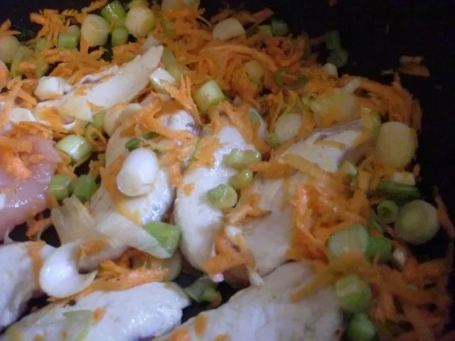 Hähnchen - Filets in Gemüse - Sahne - Rezept - Bild Nr. 4