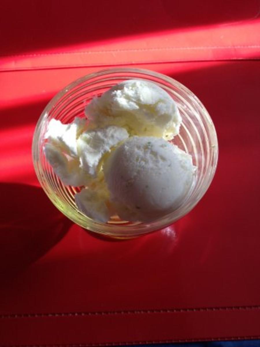 Bilder für Eis: Rosmarin-Limetteneis - Rezept