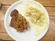 Düsseldorfer Senfrostbraten grüßt Spitzkohl in Altbiersoße - Rezept