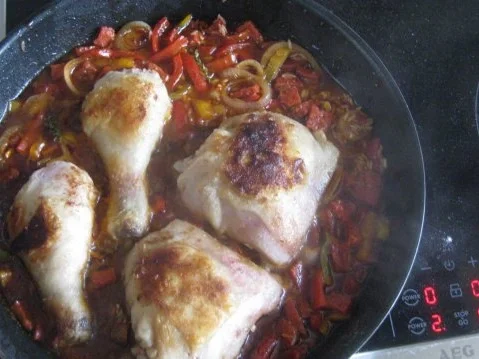 BASKISCHES HUHN - Geflügeleintopf - Rezept - Bild Nr. 3