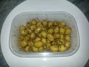 Grüne Oliven in Kräuter eingelegt - Rezept