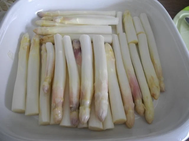 Vegan : Weißen Spargel unter Orangenscheiben - Rezept - Bild Nr. 3