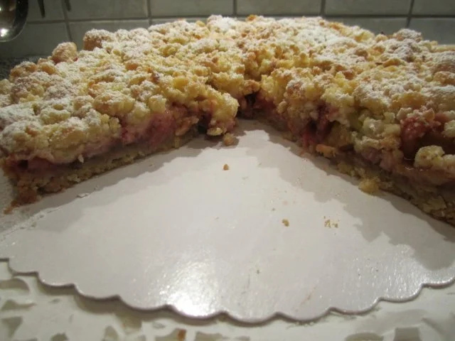 Rezept: Rhabarber - Erdbeer - Tarte mit Mandelstreuseln Bild Nr. 16 Rhabarber - Erdbeer - Tarte mit Mandelstreuseln - Rezept - Bild Nr. 16