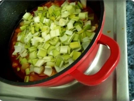 Rezept: Bunte Gemüsesuppe mit WURSTKRANZ Bild Nr. 14 Bunte Gemüsesuppe mit WURSTKRANZ - Rezept - Bild Nr. 14