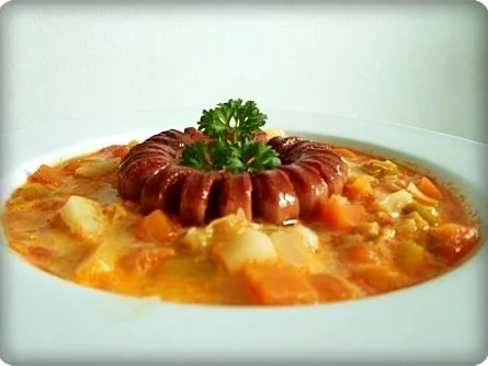 Rezept: Bunte Gemüsesuppe mit WURSTKRANZ Bild Nr. 24 Bunte Gemüsesuppe mit WURSTKRANZ - Rezept - Bild Nr. 24