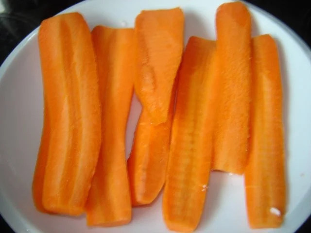 Rezept: Blumenkohl und Möhren im Eimantel Bild Nr. 3 Blumenkohl und Möhren im Eimantel - Rezept - Bild Nr. 3