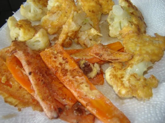 Rezept: Blumenkohl und Möhren im Eimantel Bild Nr. 12 Blumenkohl und Möhren im Eimantel - Rezept - Bild Nr. 12