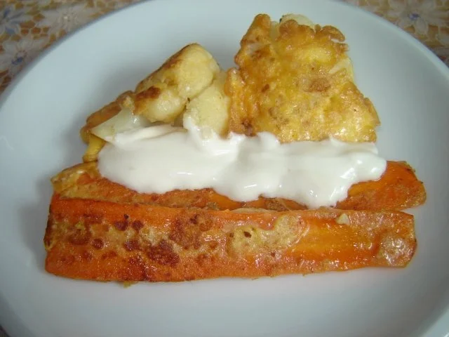 Rezept: Blumenkohl und Möhren im Eimantel Blumenkohl und Möhren im Eimantel - Rezept