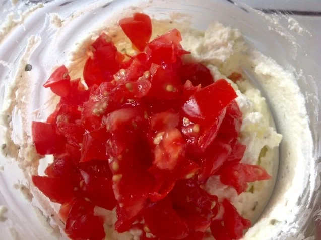 Tomaten - Paprika - Frischkäse -Dip - Rezept - Bild Nr. 3