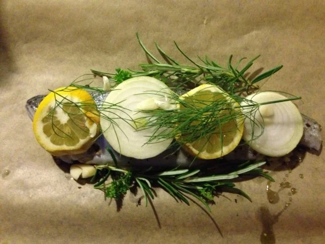 Rezept: Ofenforelle mit frischem Spargel und Petersilienkartoffeln Bild Nr. 2 Ofenforelle mit frischem Spargel und Petersilienkartoffeln - Rezept - Bild Nr. 2