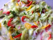 Gurken-Paprika-Salat mit Radieschenkresse - Rezept
