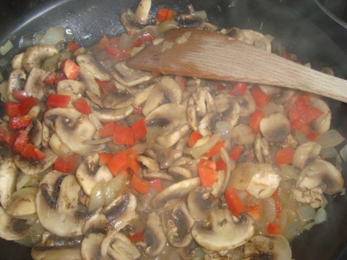 Hähnchen-Champignon-Schnitzel - Rezept - Bild Nr. 4