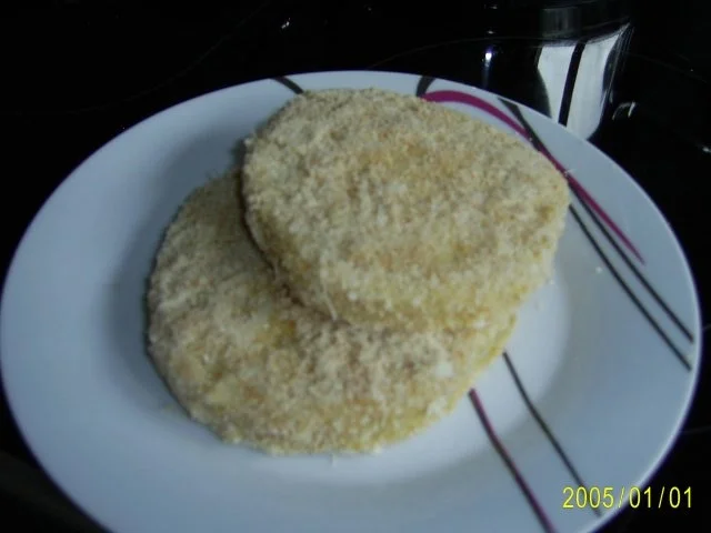 Ohne Fleisch: panierte Sellerie-Schnitzel & Rucolasalat - Rezept - Bild Nr. 2