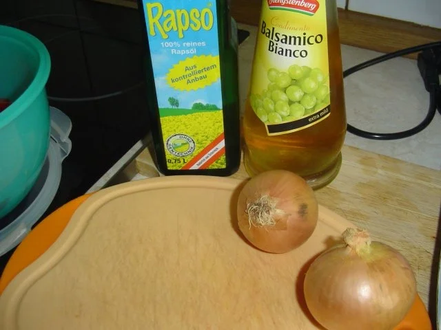 Bratkartoffeln mit Spiegelei,und Tomatensalat - Rezept - Bild Nr. 8