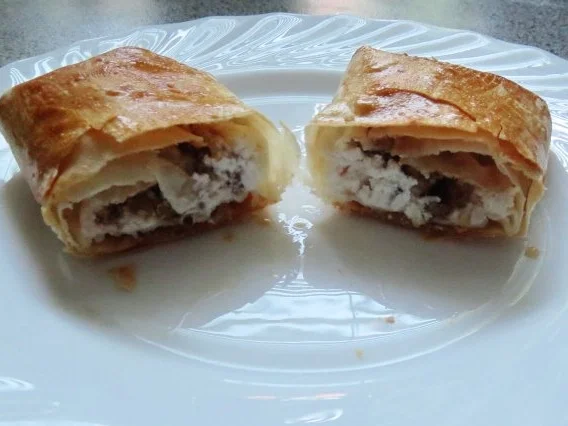 Vorspeise: Börek mit Ziegenkäse und Walnüssen - Rezept