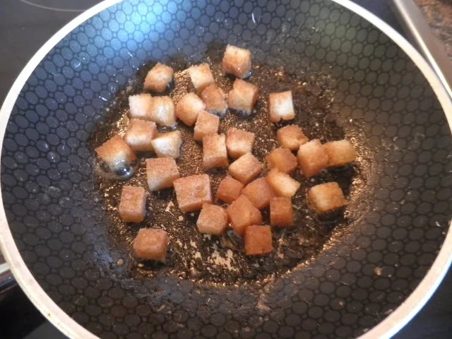 Rezept: Erdbeer - Joghurt - Suppe mit Zimt - Croutons ... Bild Nr. 7 Erdbeer - Joghurt - Suppe mit Zimt - Croutons ... - Rezept - Bild Nr. 7