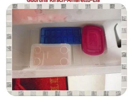 Rezept: Eis: Kirsch-Amaretto-Eis Bild Nr. 12 Eis: Kirsch-Amaretto-Eis - Rezept - Bild Nr. 12