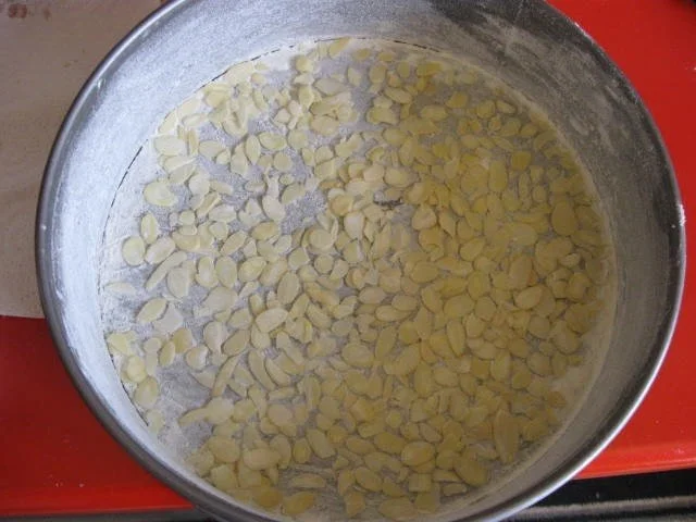 Rezept: Montfort ein gräflicher Apfelkuchen Bild Nr. 14 Montfort ein gräflicher Apfelkuchen - Rezept - Bild Nr. 14