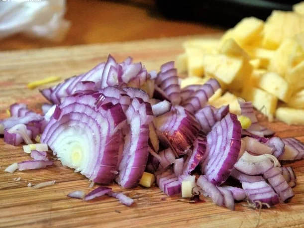 Ravioli mit Geflügelleberfüllung "Berliner Art" und Salbeibutter - Rezept - Bild Nr. 4