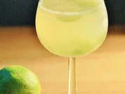 Bowle: Limetten-Ginger Ale-Bowle mit Weintrauben - Rezept
