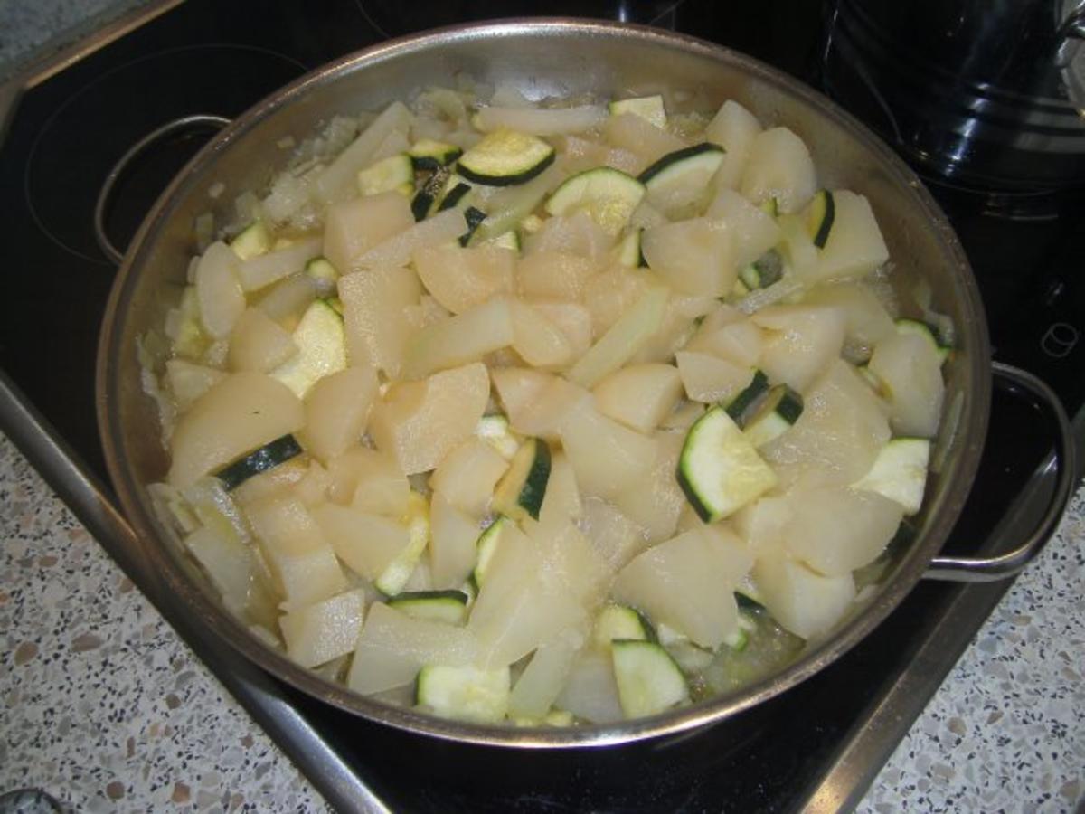 Kohlrabi-Zucchinipfanne an Birnen - Rezept - Bild Nr. 7