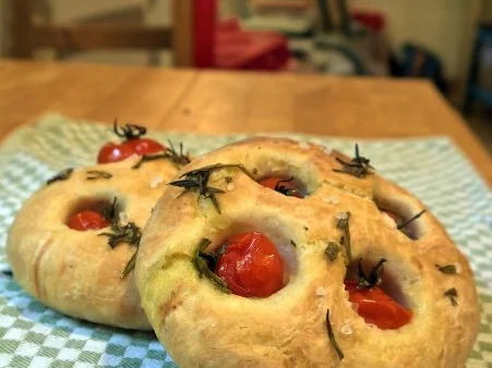 Tomaten-Rosmarin-Focaccia - Rezept - Bild Nr. 12