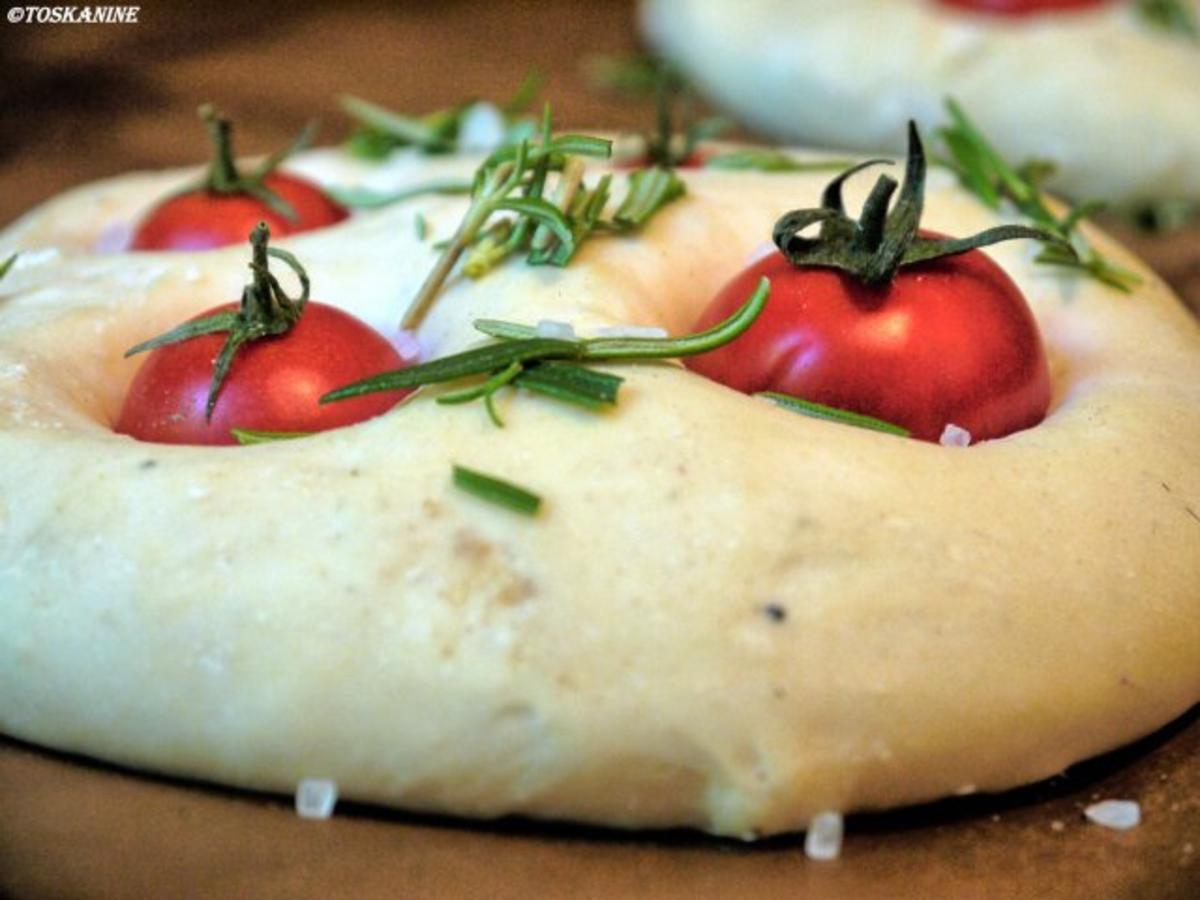 Tomaten-Rosmarin-Focaccia - Rezept - Bild Nr. 9