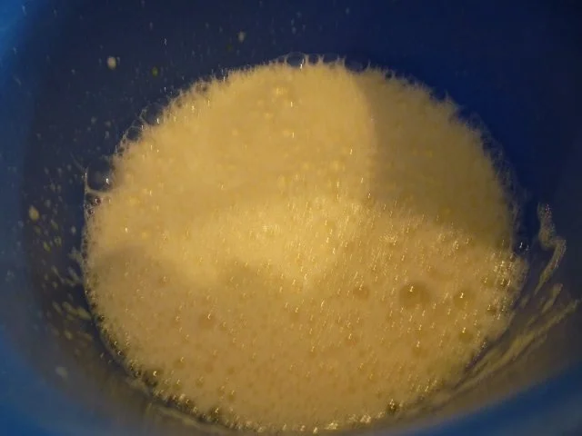 Rezept: Mini-Dessertküchlein, schwarz-weiß und mit Schuß Bild Nr. 5 Mini-Dessertküchlein, schwarz-weiß und mit Schuß - Rezept - Bild Nr. 5